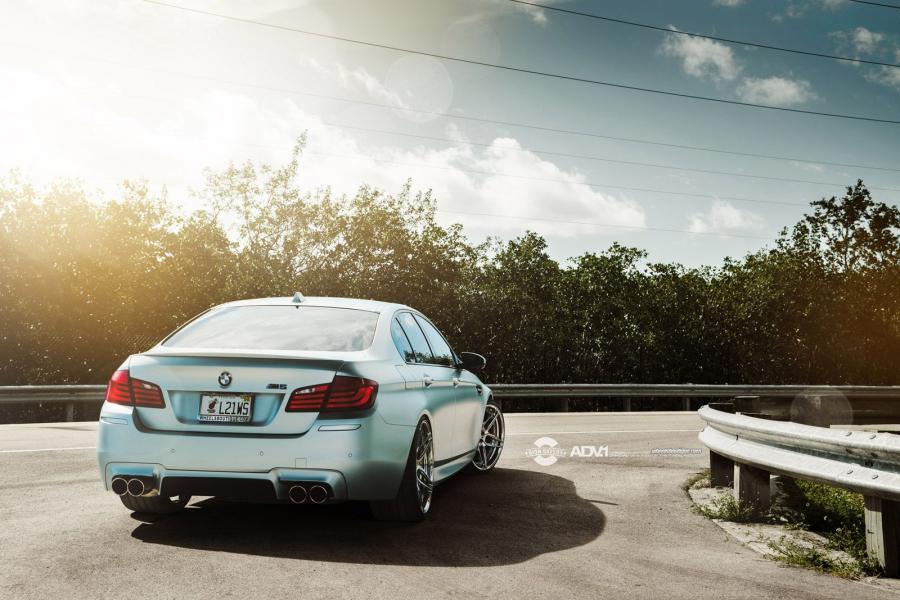  BMW M5 on ADV.1 Wheels (ADV05SMV2CS) 2015 года  (фото 13 из 16)